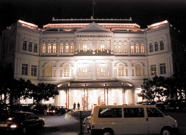 Raffles Hotel nightlit