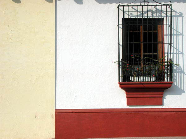 antigua - wall - Pc300083