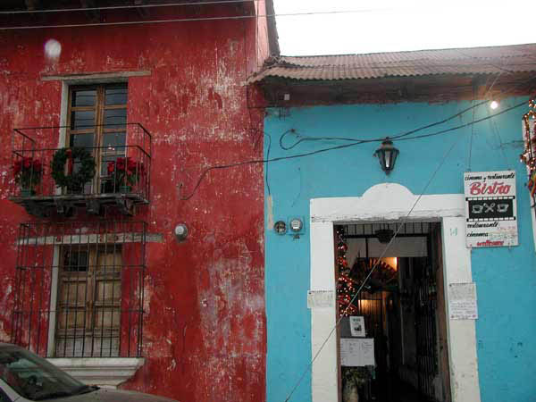 antigua - wall - Pc310092