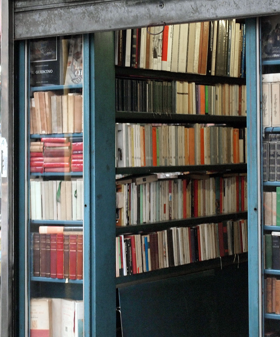 Book stall in Milan